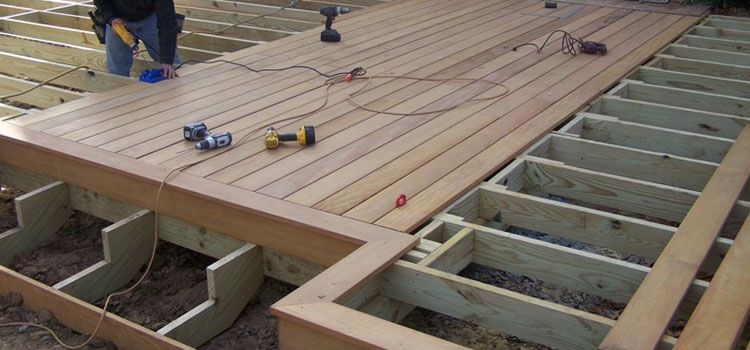 Wood Deck Builders in South Gate, CA